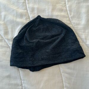 Lululemon winter running hat